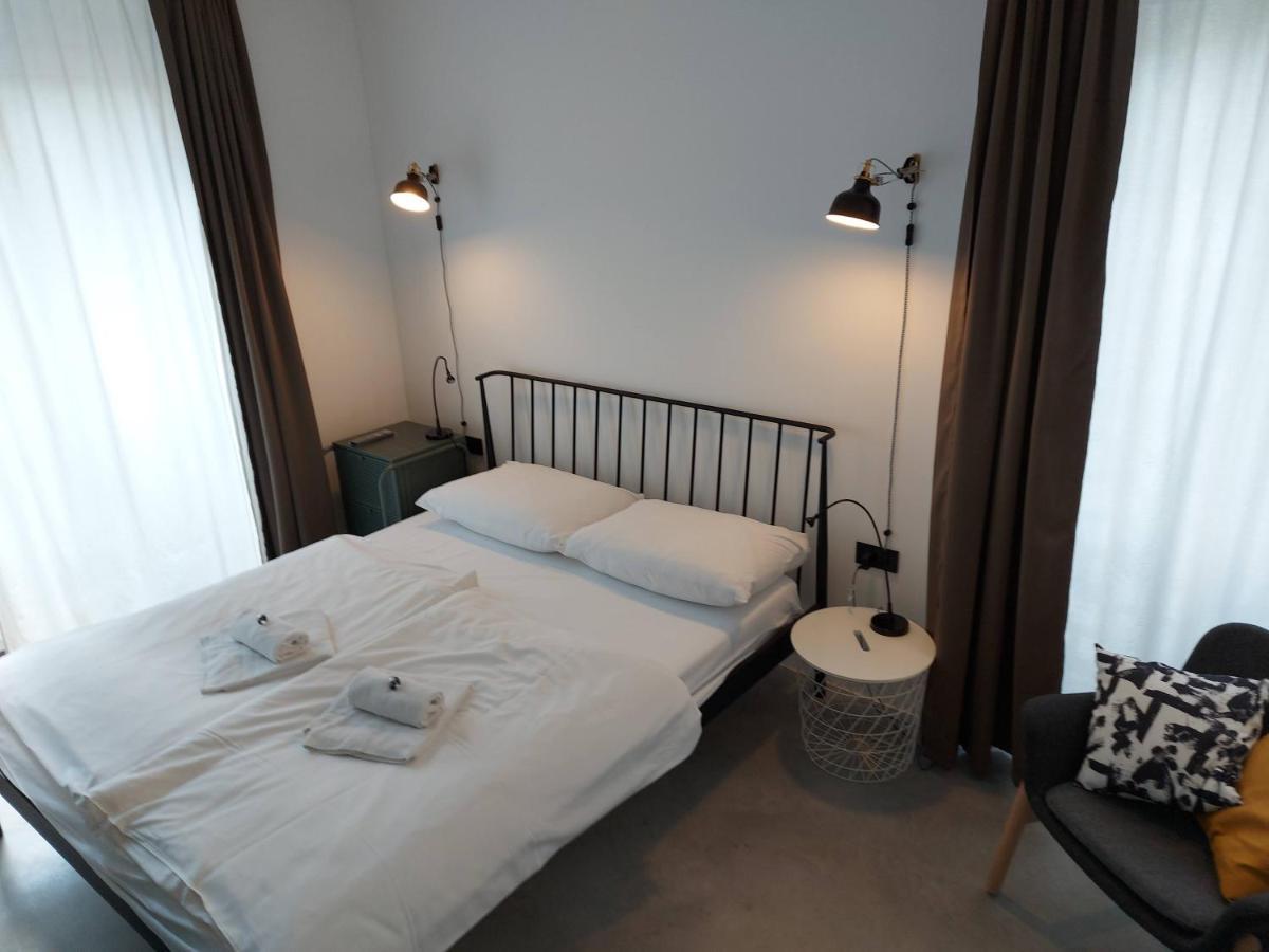 Bed & Breakfast Mozaik リュブリャナ エクステリア 写真
