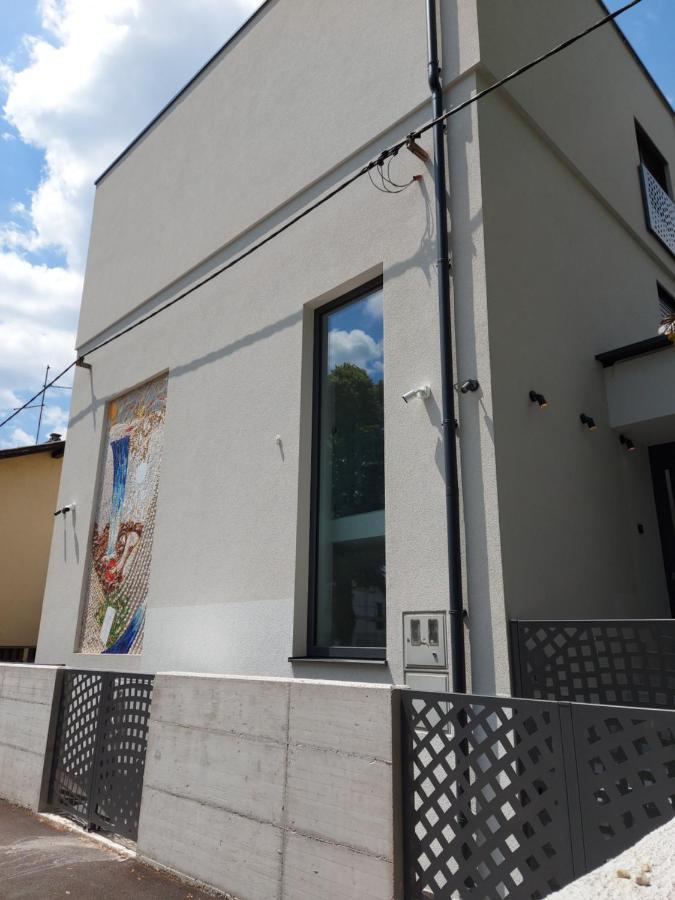 Bed & Breakfast Mozaik リュブリャナ エクステリア 写真