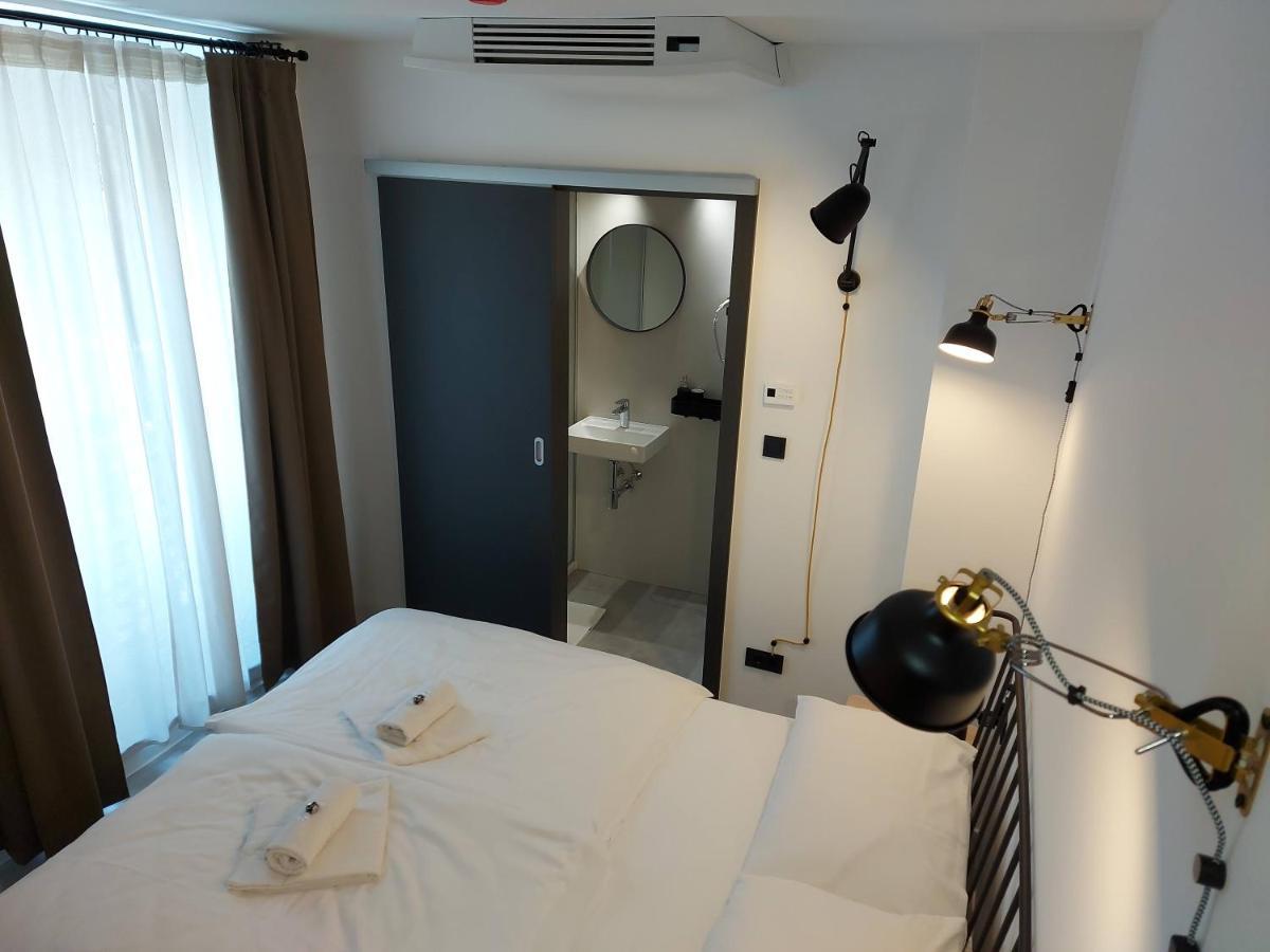 Bed & Breakfast Mozaik リュブリャナ エクステリア 写真
