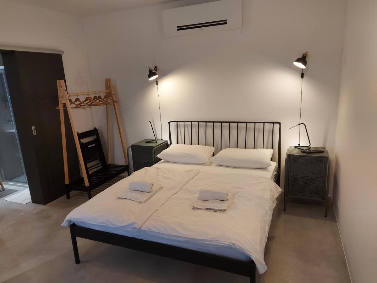 Bed & Breakfast Mozaik リュブリャナ エクステリア 写真